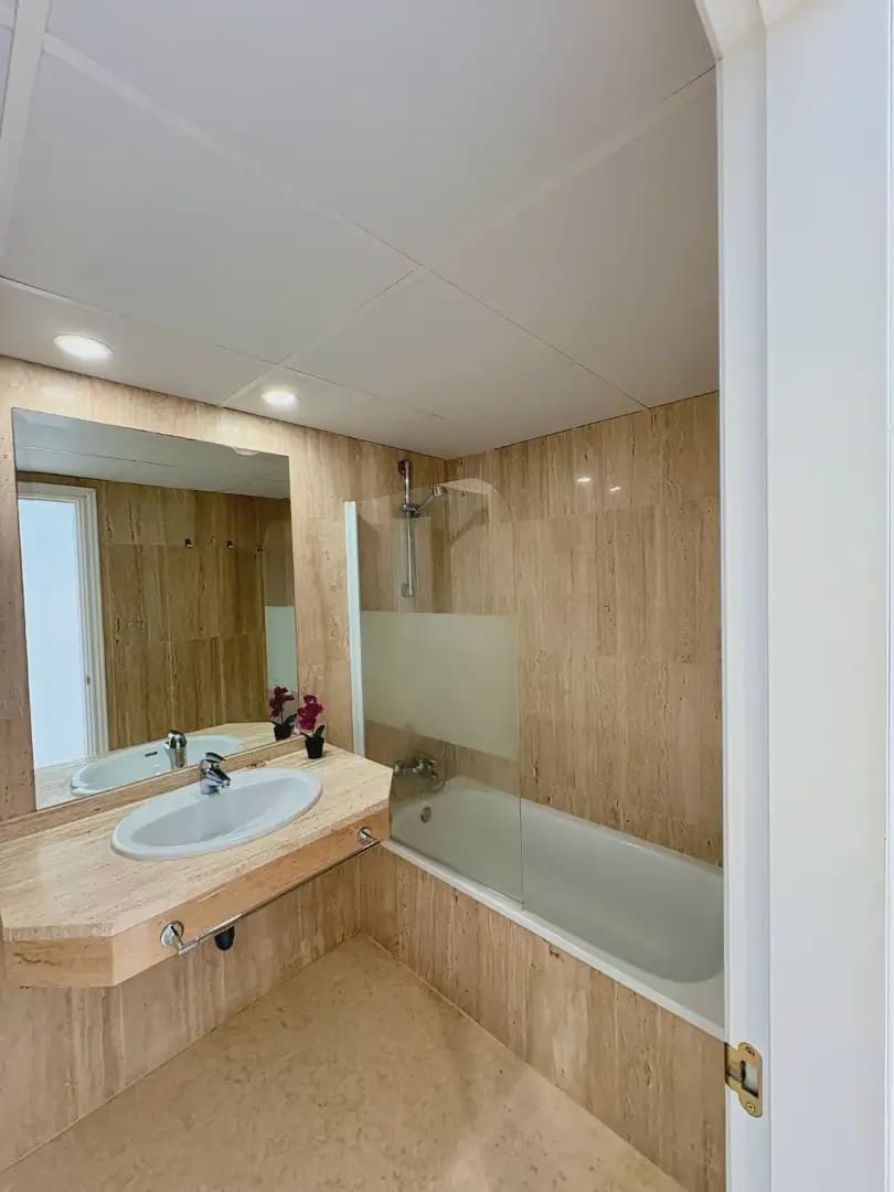 Apartamento de 1 habitación en Marbella en venta con piscina garaje - 305.000 € (Ref: 10019236)