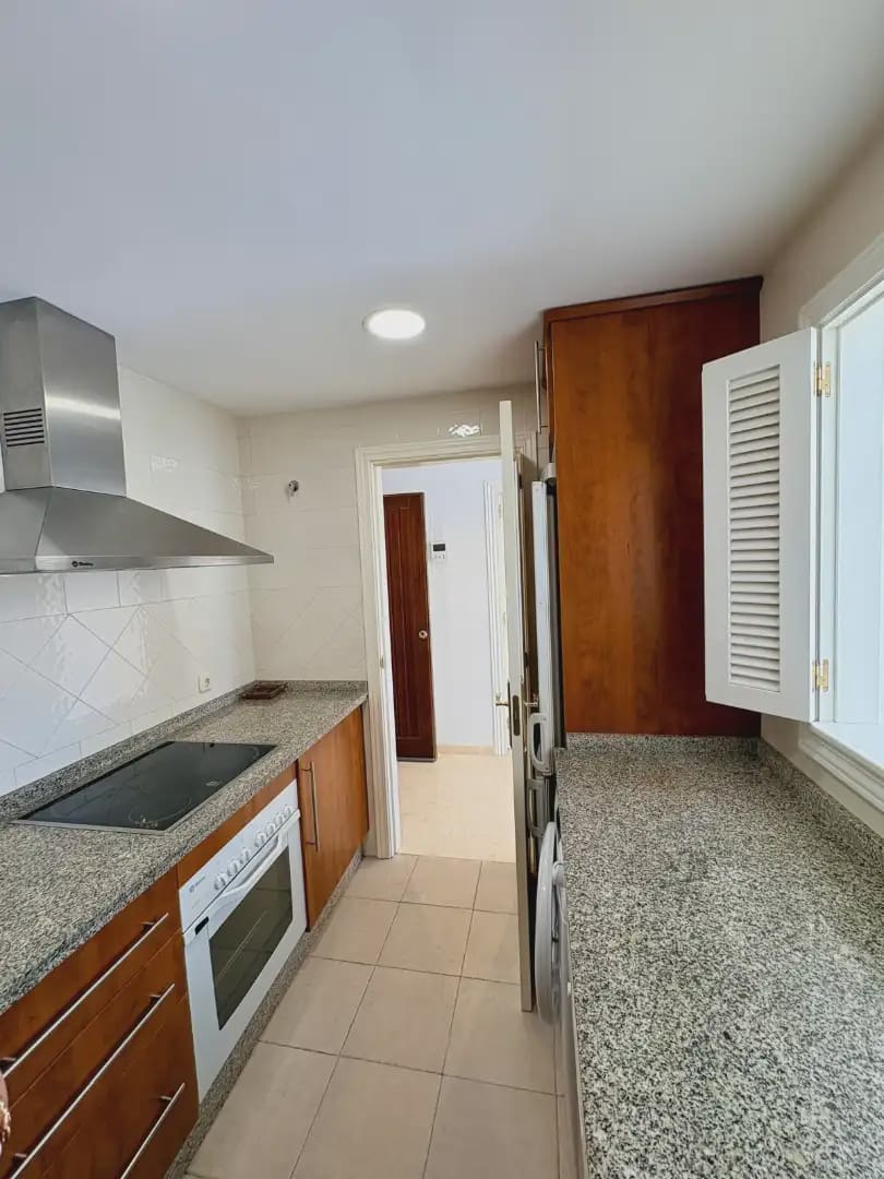 Apartamento de 1 habitación en Marbella en venta con piscina garaje - 305.000 € (Ref: 10019236)