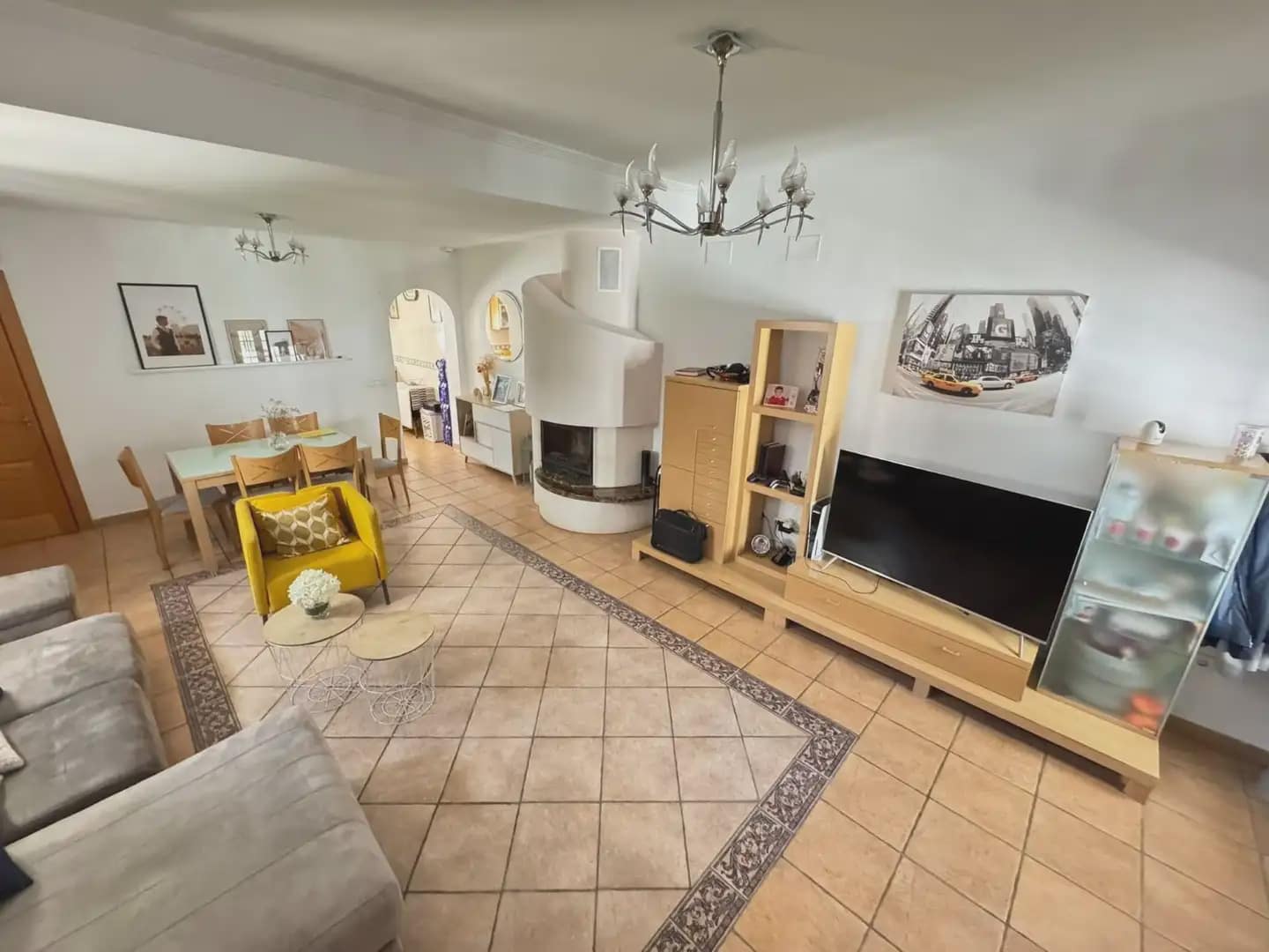 4 bedroom Townhouse for sale in Fuengirola with pool - € 690,000 (Ref: 10019237)