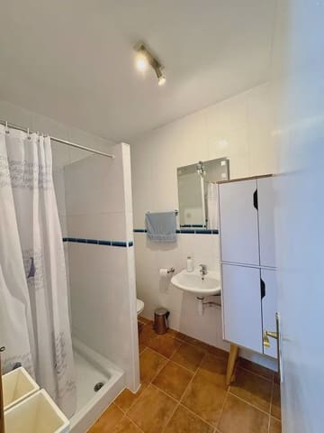 2 makuuhuone Rivitalo myytävänä paikassa Guaro mukana 
autotalli - 262 000 € (Ref: 10019238)