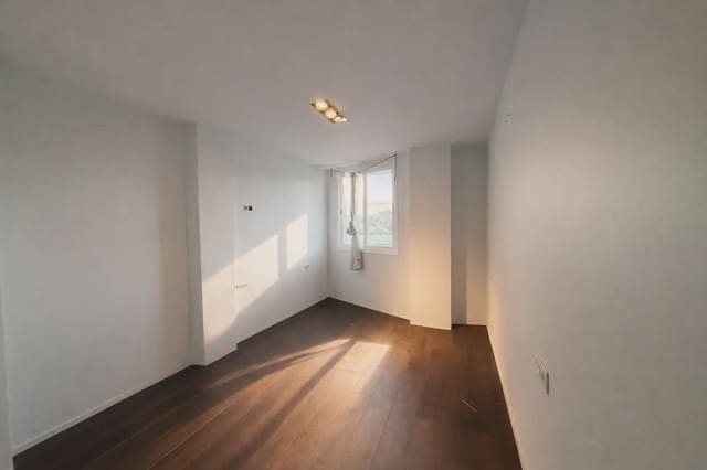 4 chambre Appartement à vendre à Nueva Torrequebrada, Benalmádena - 599 000 € (Ref: 10019239)