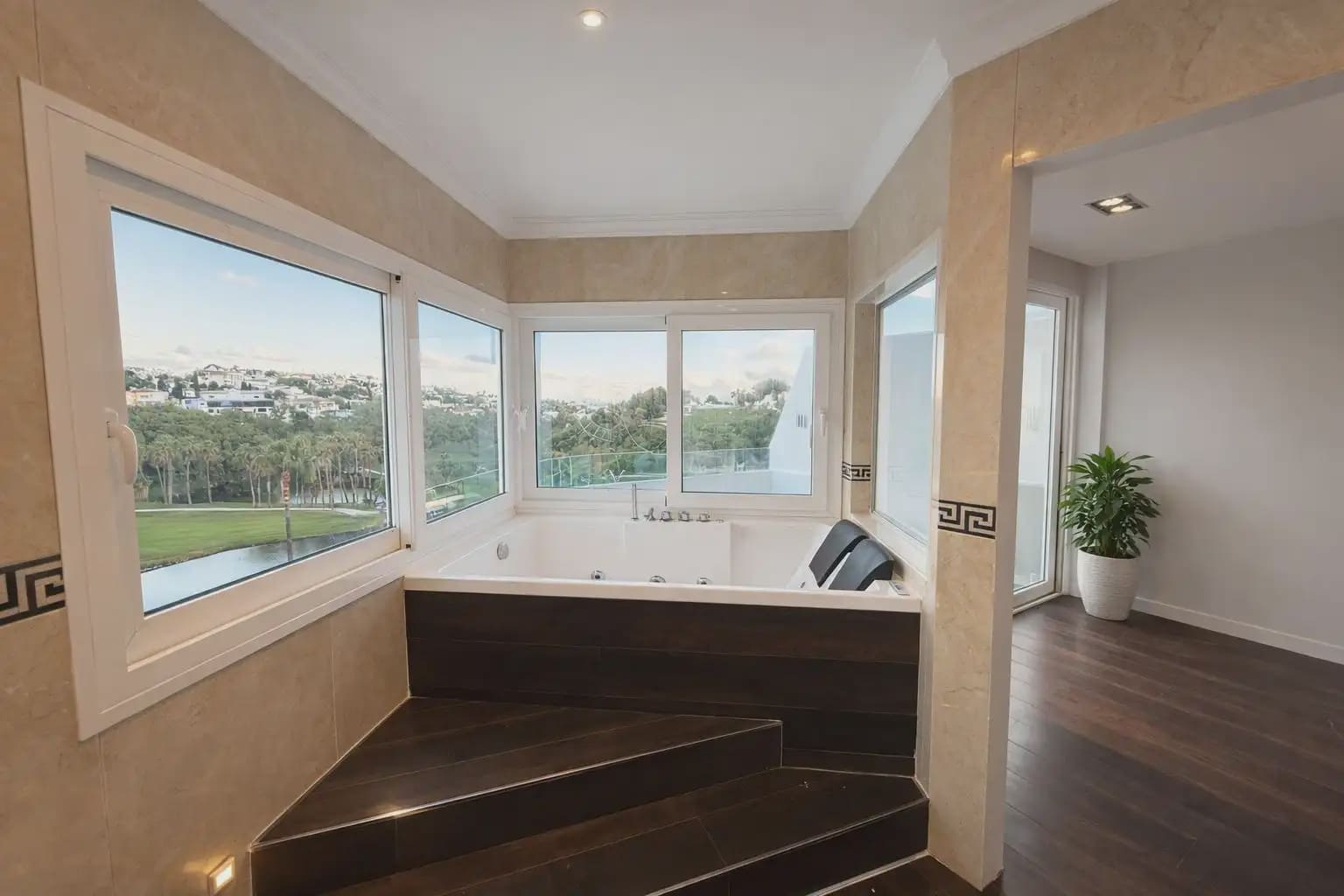 4 chambre Appartement à vendre à Benalmadena - 599 000 € (Ref: 10019239)