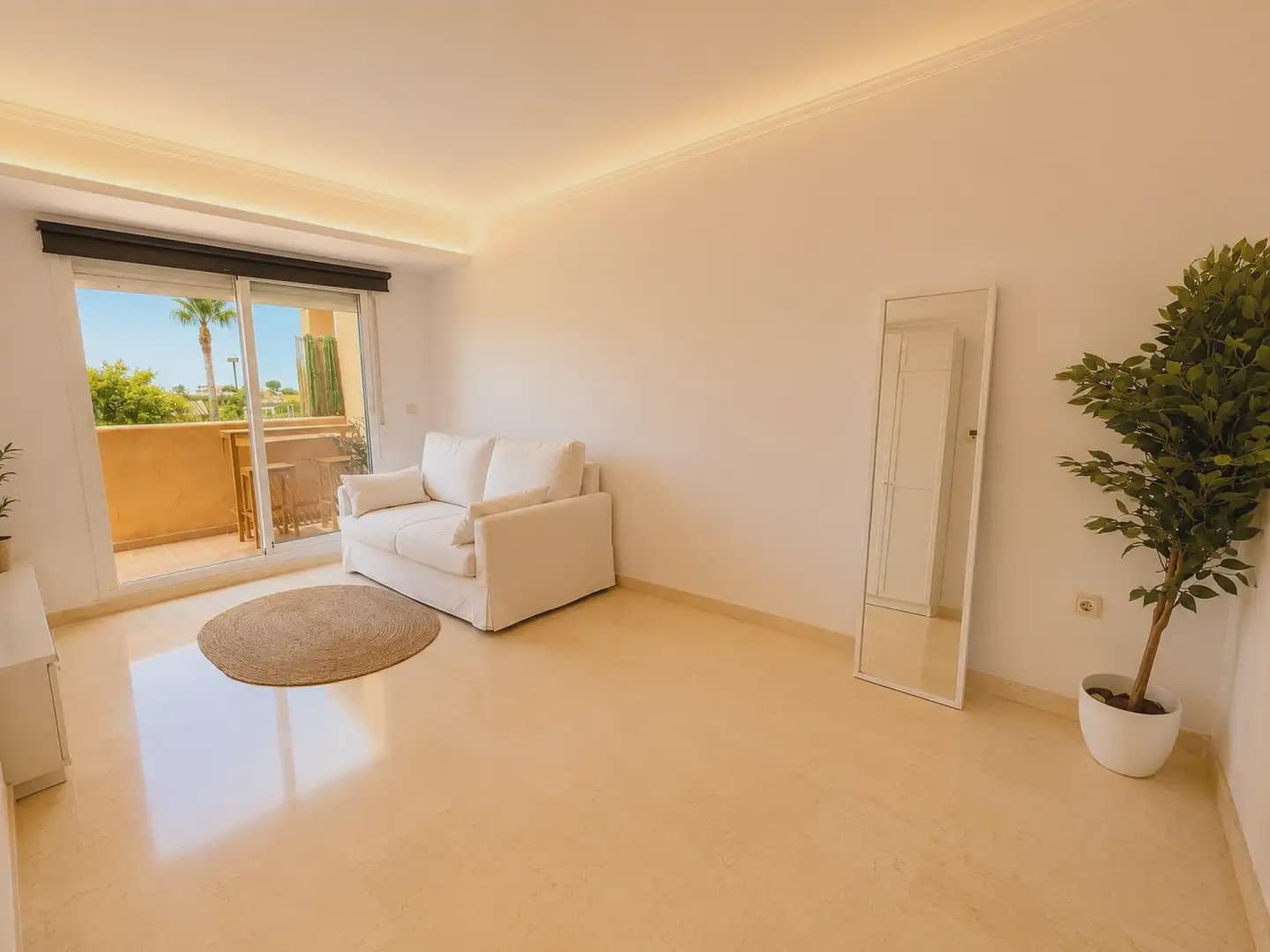Apartamento de 1 habitación en Marbella en venta con piscina garaje - 295.000 € (Ref: 10019240)