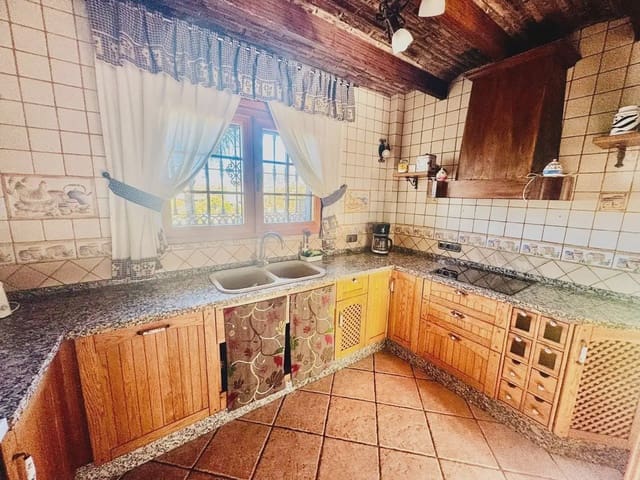 5 bedroom Villa for sale in Los Rios, Mijas with pool garage - € 999,999 (Ref: 10019241)