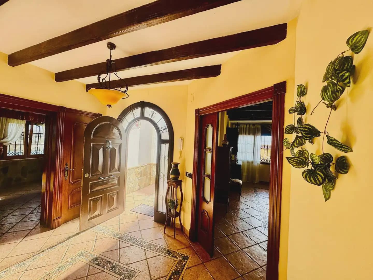 5 bedroom Villa for sale in Mijas with pool garage - € 999,999 (Ref: 10019241)