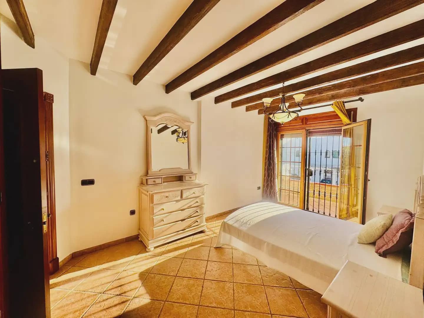 5 bedroom Villa for sale in Mijas with pool garage - € 999,999 (Ref: 10019241)