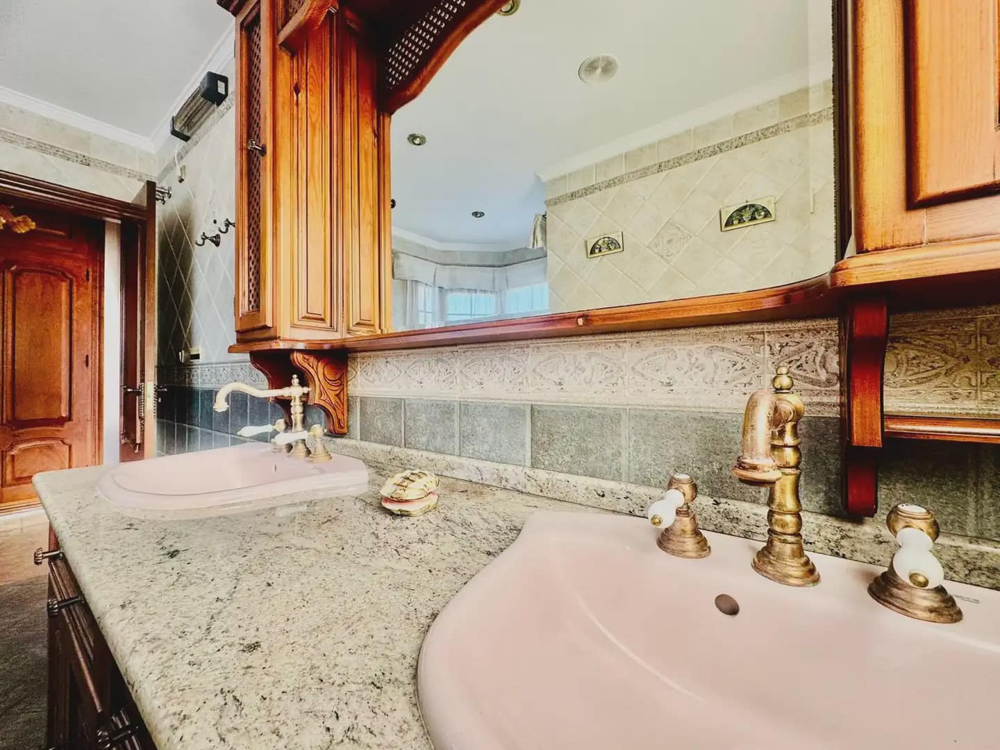 5 bedroom Villa for sale in Mijas with pool garage - € 999,999 (Ref: 10019241)
