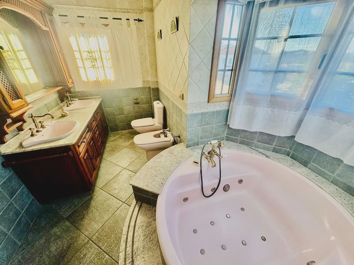 5 bedroom Villa for sale in Mijas with pool garage - € 999,999 (Ref: 10019241)
