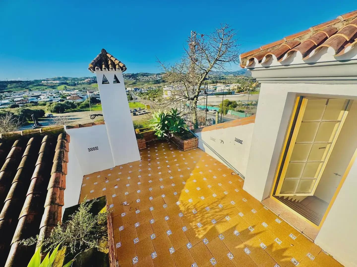 5 bedroom Villa for sale in Mijas with pool garage - € 999,999 (Ref: 10019241)