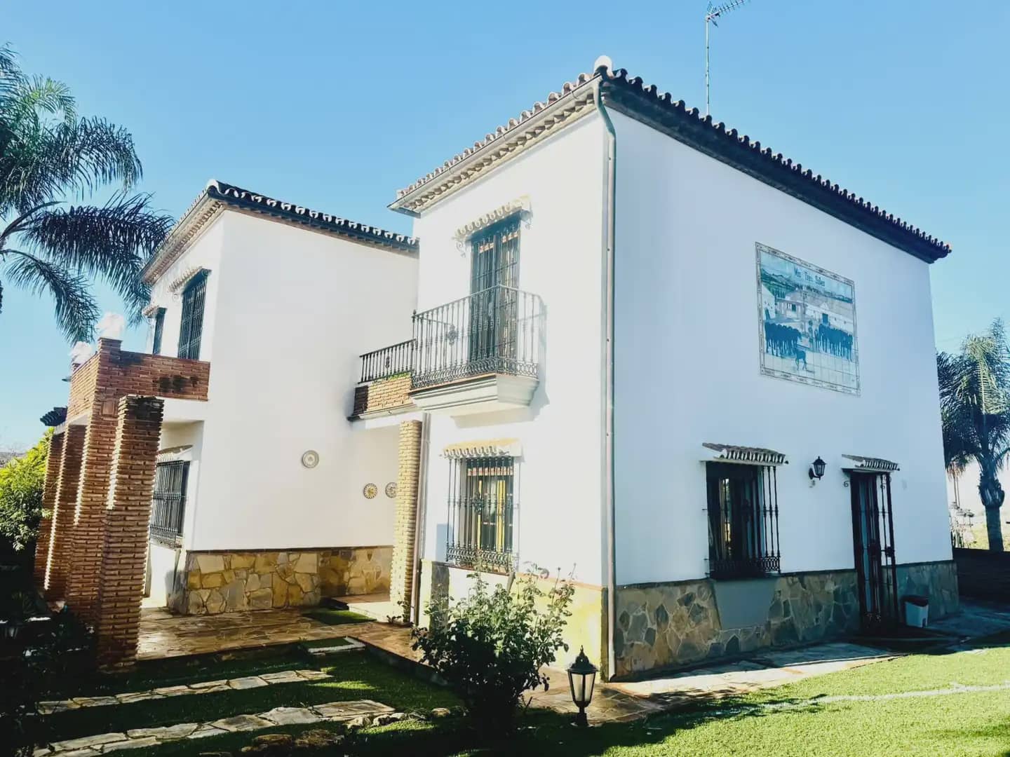 5 bedroom Villa for sale in Mijas with pool garage - € 999,999 (Ref: 10019241)