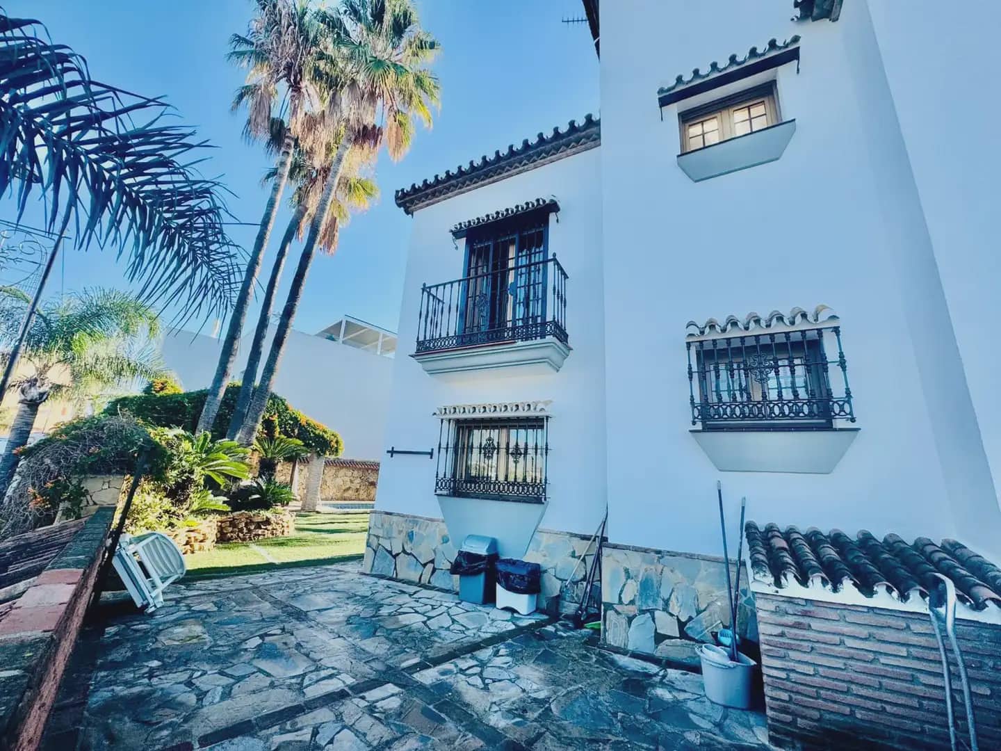 5 bedroom Villa for sale in Mijas with pool garage - € 999,999 (Ref: 10019241)