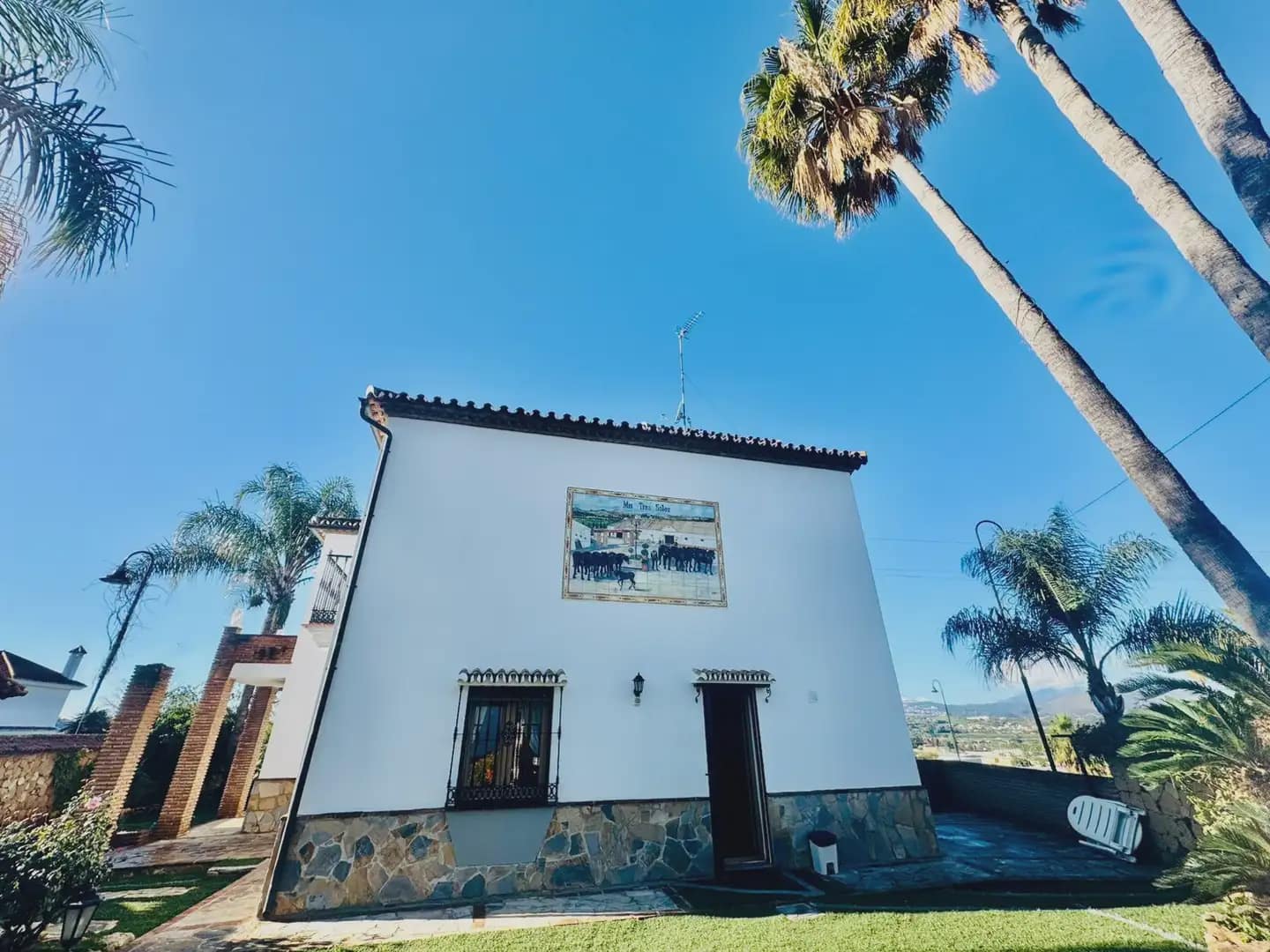 5 bedroom Villa for sale in Mijas with pool garage - € 999,999 (Ref: 10019241)
