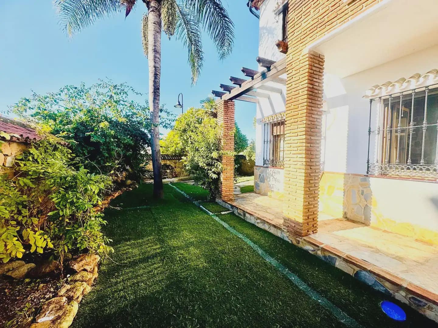 5 bedroom Villa for sale in Mijas with pool garage - € 999,999 (Ref: 10019241)