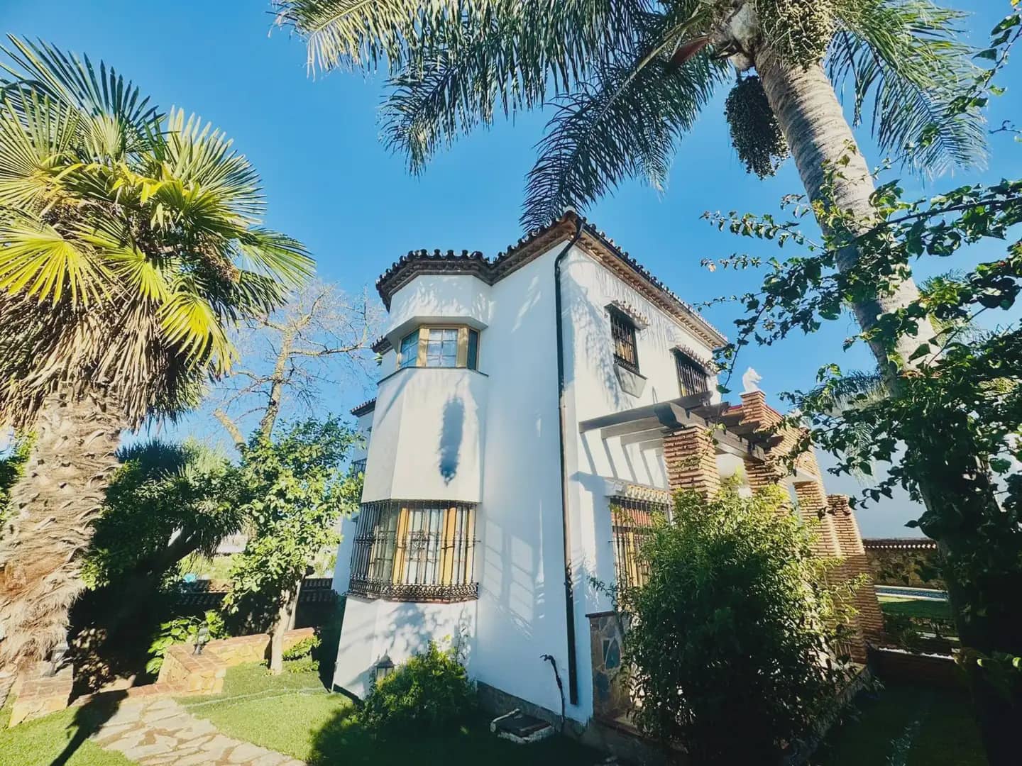 5 bedroom Villa for sale in Mijas with pool garage - € 999,999 (Ref: 10019241)