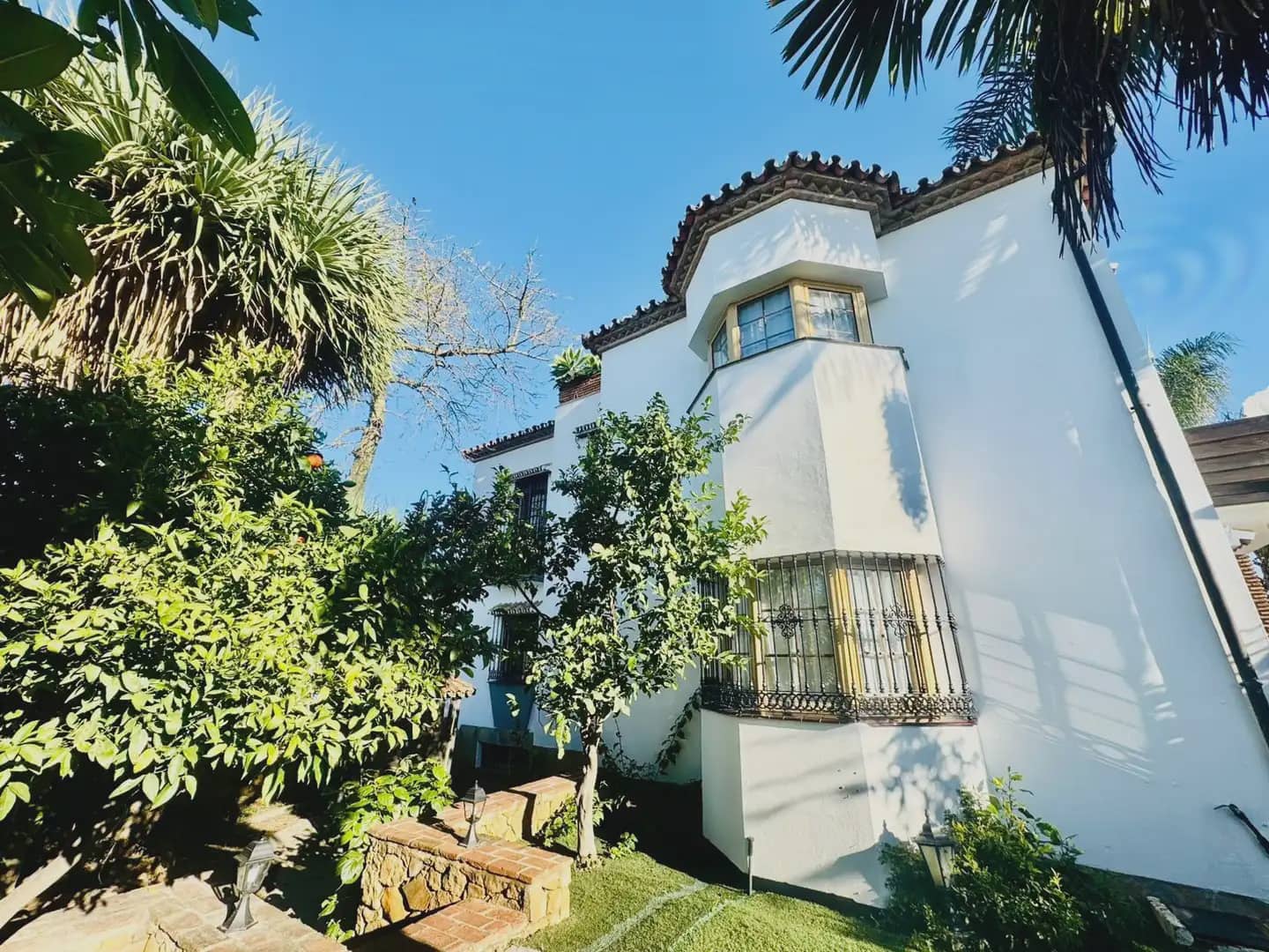 5 bedroom Villa for sale in Mijas with pool garage - € 999,999 (Ref: 10019241)