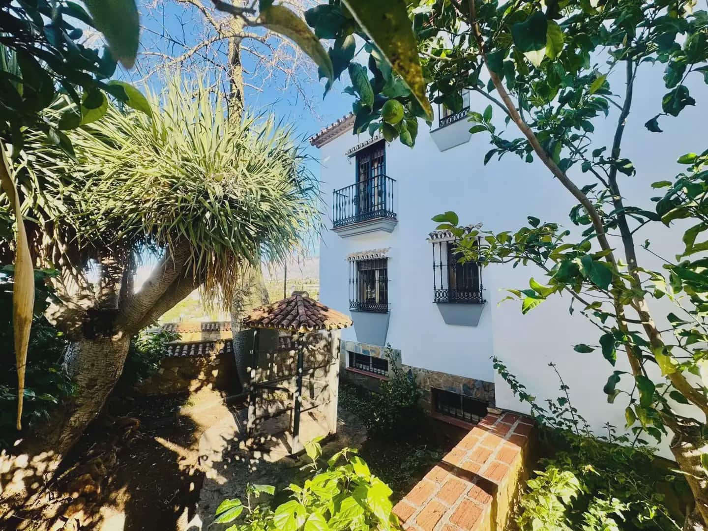 5 bedroom Villa for sale in Mijas with pool garage - € 999,999 (Ref: 10019241)
