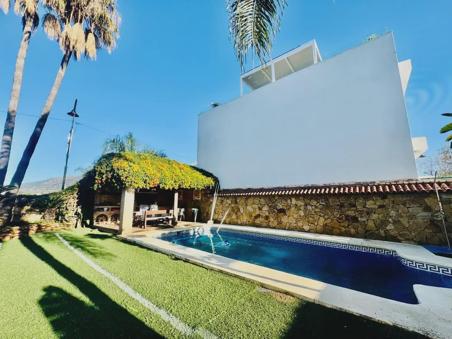 5 bedroom Villa for sale in Mijas with pool garage - € 999,999 (Ref: 10019241)