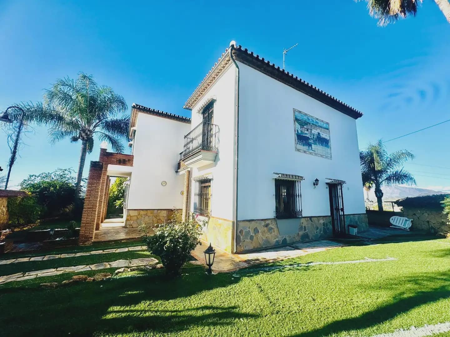 5 bedroom Villa for sale in Mijas with pool garage - € 999,999 (Ref: 10019241)