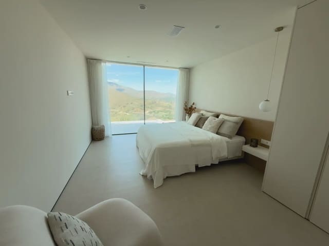 Chalet de 5 habitaciones en La Cala Golf - Lagar Martell, Mijas en venta con piscina garaje - 3.100.000 € (Ref: 10019242)