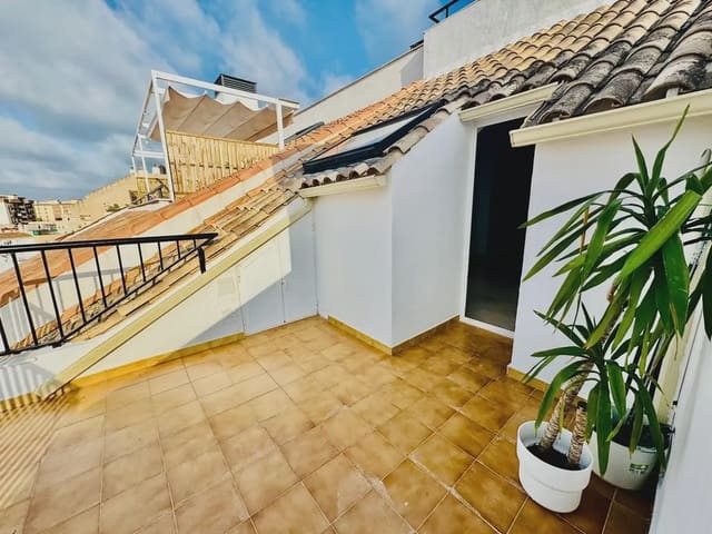 1 bedroom Penthouse for sale in Centro ciudad, Fuengirola - € 229,000 (Ref: 10019246)