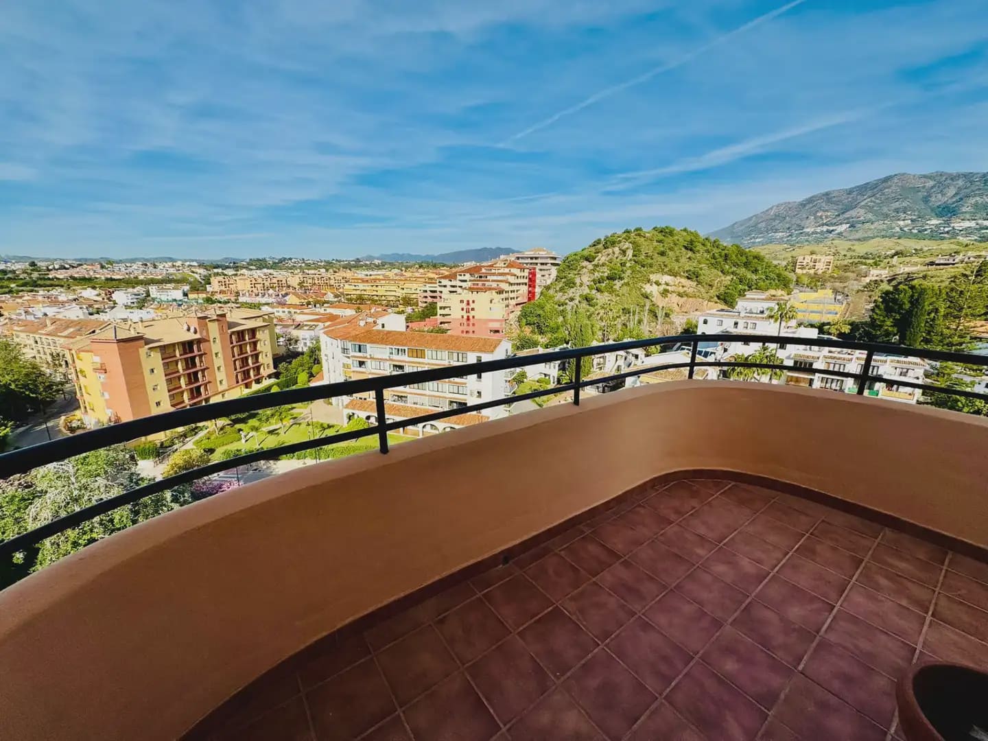 2 quarto Apartamento para venda em Fuengirola com piscina garagem - 385 000 € (Ref: 10019247)