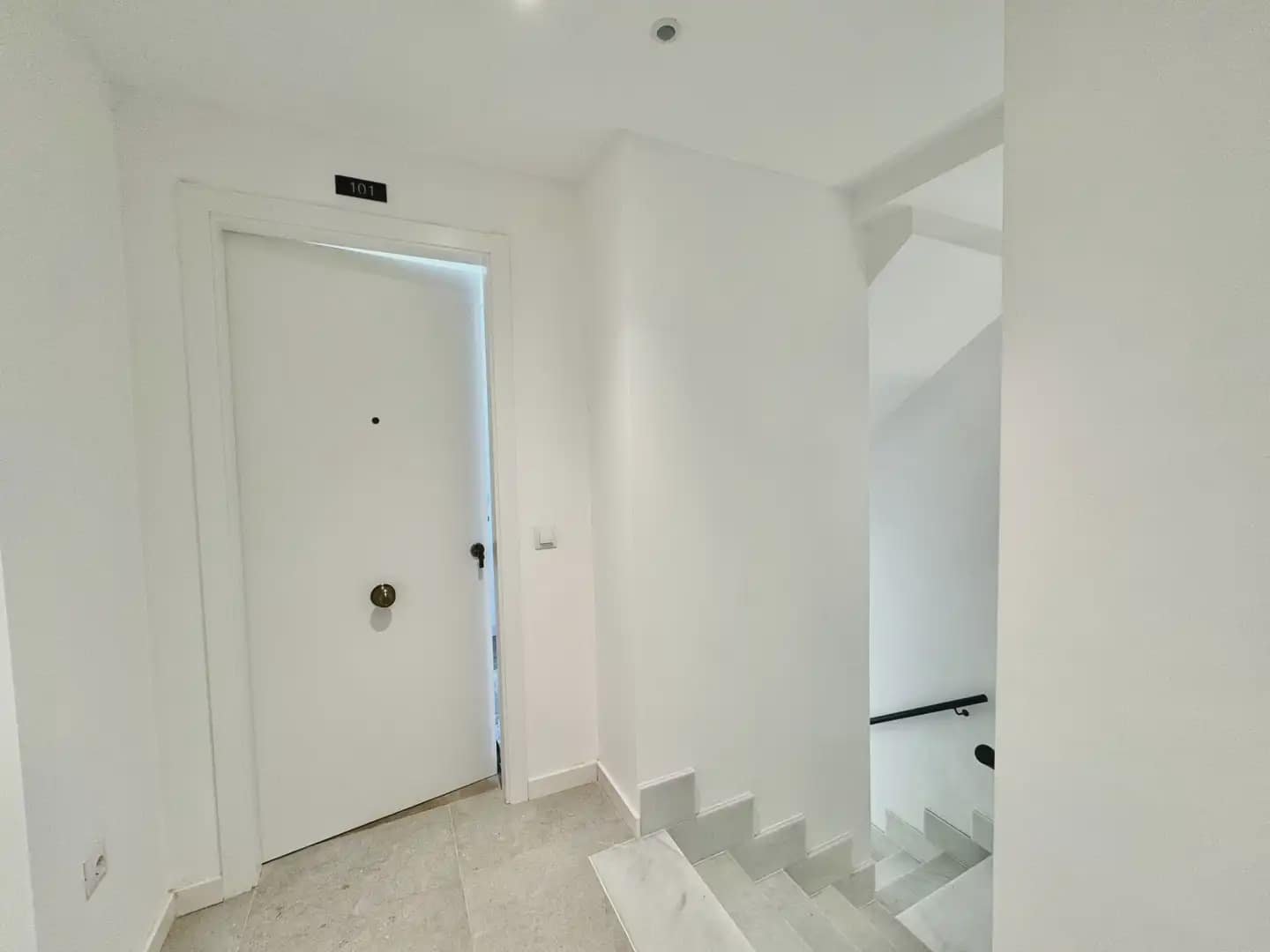 1 makuuhuone Kattohuoneisto myytävänä paikassa Fuengirola - 244 000 € (Ref: 10019248)