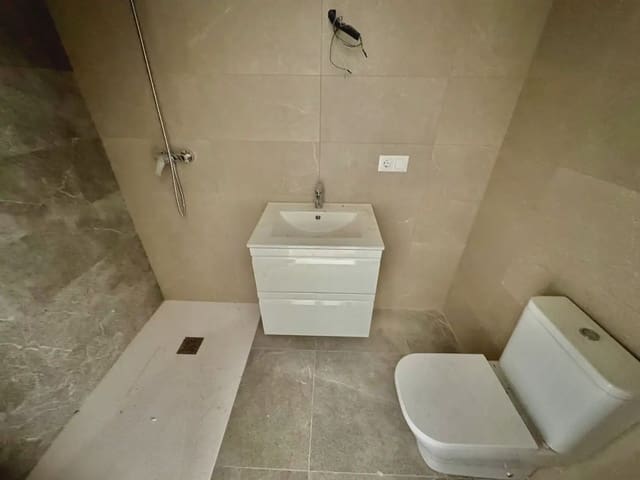 1 bedroom Penthouse for sale in Los Pacos, Fuengirola - € 244,000 (Ref: 10019248)