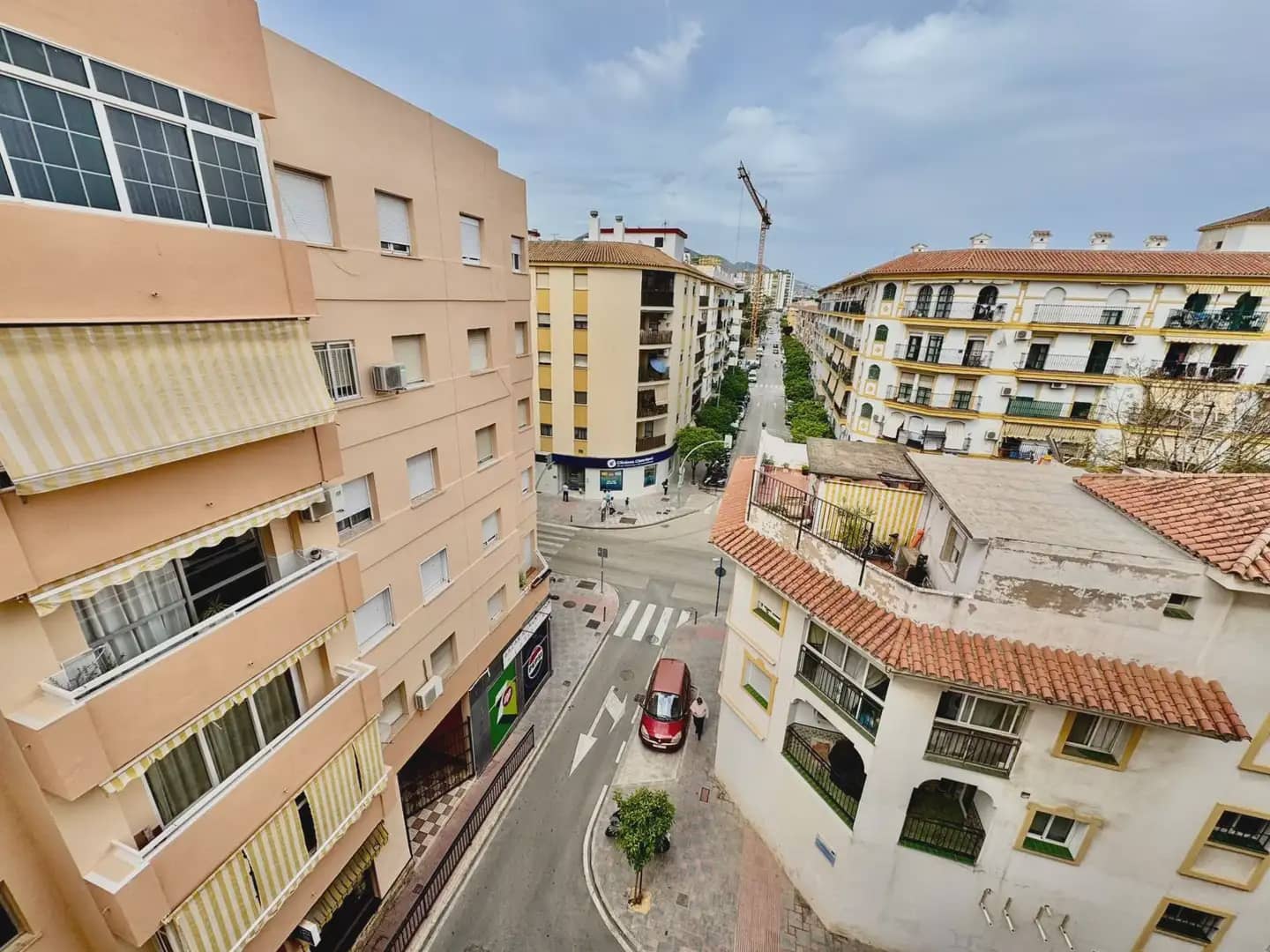 3 bedroom Apartment for sale in Fuengirola - € 349,000 (Ref: 10019249)
