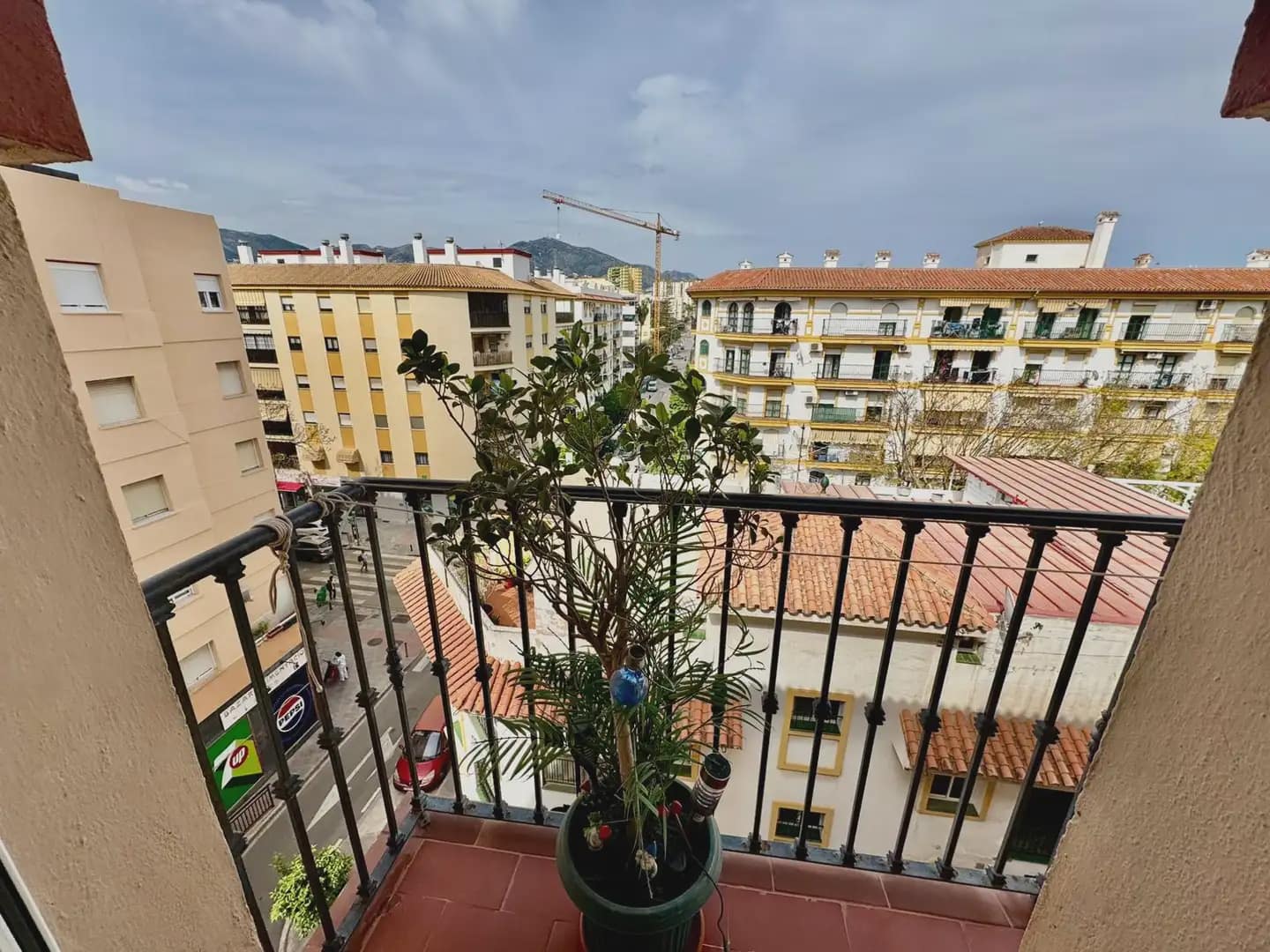 3 bedroom Apartment for sale in Fuengirola - € 349,000 (Ref: 10019249)