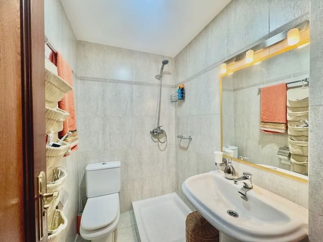 2 sypialnia Mieszkanie na sprzedaż w Los Pacos, Fuengirola z basenem garażem - 334 750 € (Ref: 10019250)