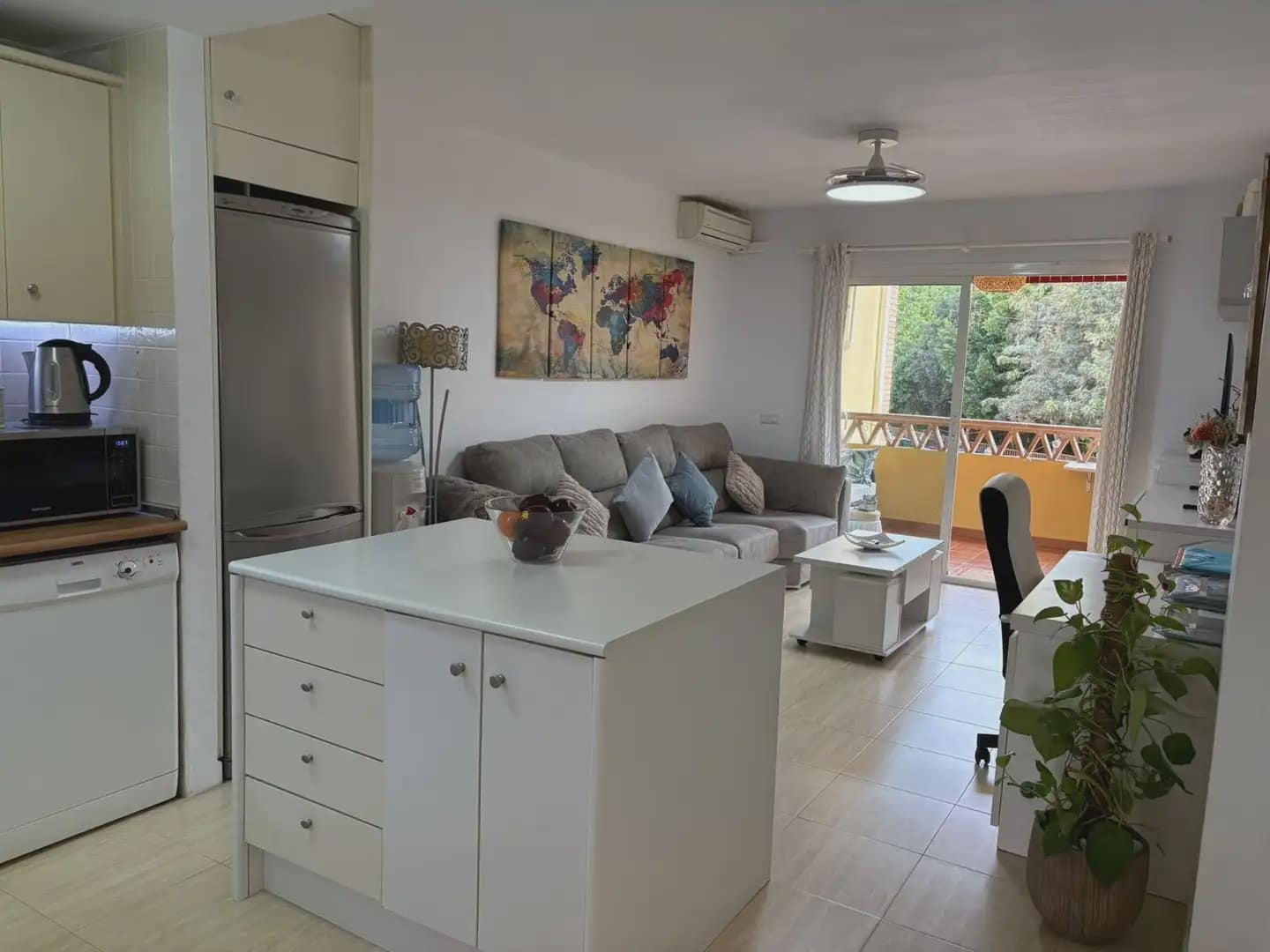 1 bedroom Apartment for sale in Fuengirola with pool garage - € 265,000 (Ref: 10019253)