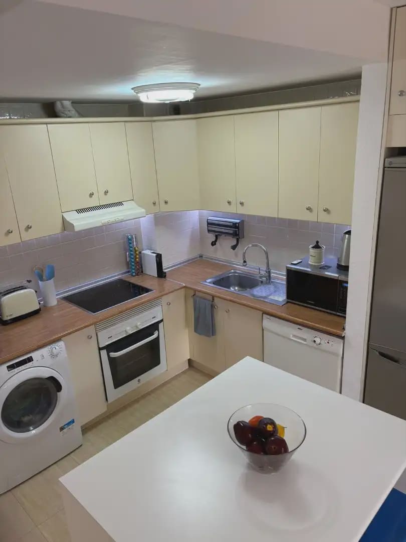 1 bedroom Apartment for sale in Fuengirola with pool garage - € 265,000 (Ref: 10019253)