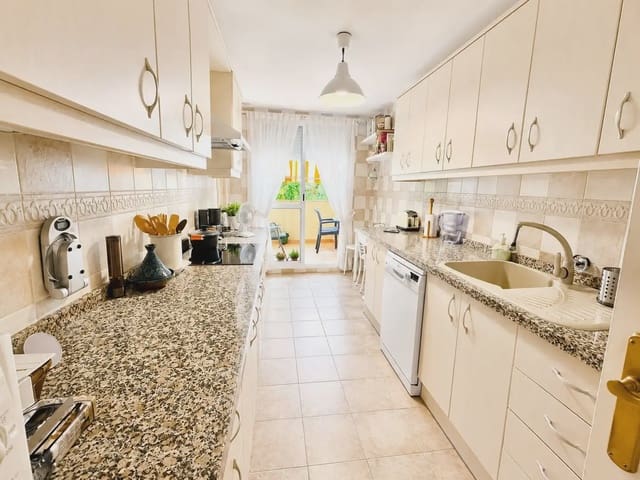 3 sypialnia Mieszkanie na sprzedaż w Centro ciudad, Fuengirola z basenem garażem - 449 000 € (Ref: 10019256)