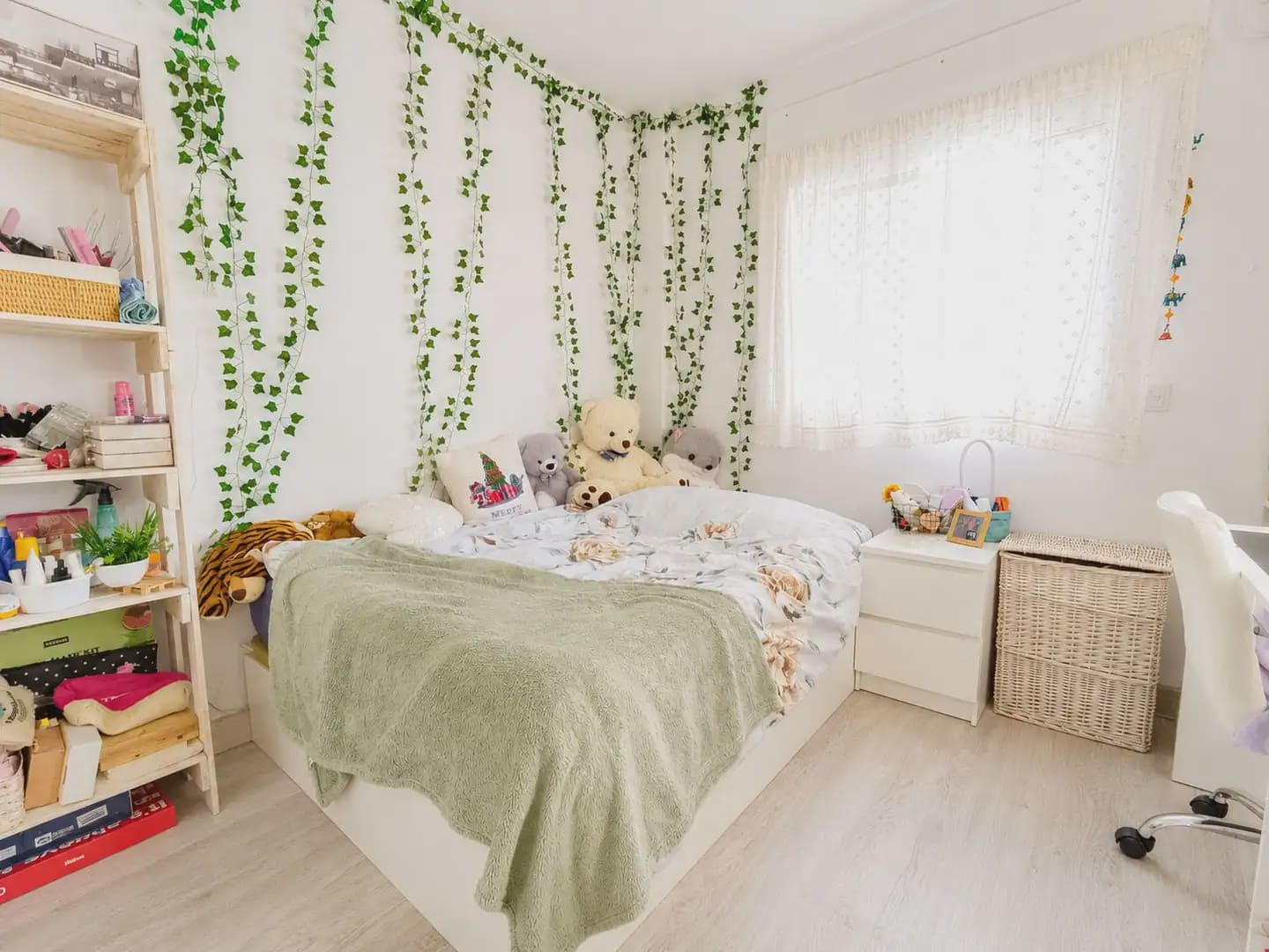 2 bedroom Flat for sale in Fuengirola with pool garage - € 289,000 (Ref: 10019257)