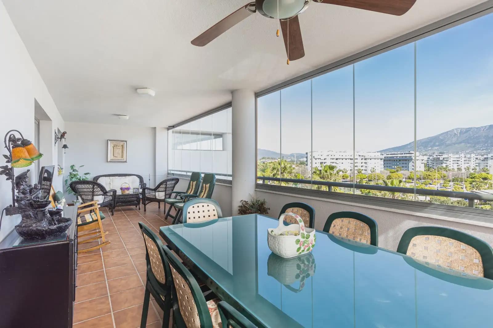 3 bedroom Flat for sale in Fuengirola with pool garage - € 599,000 (Ref: 10019259)