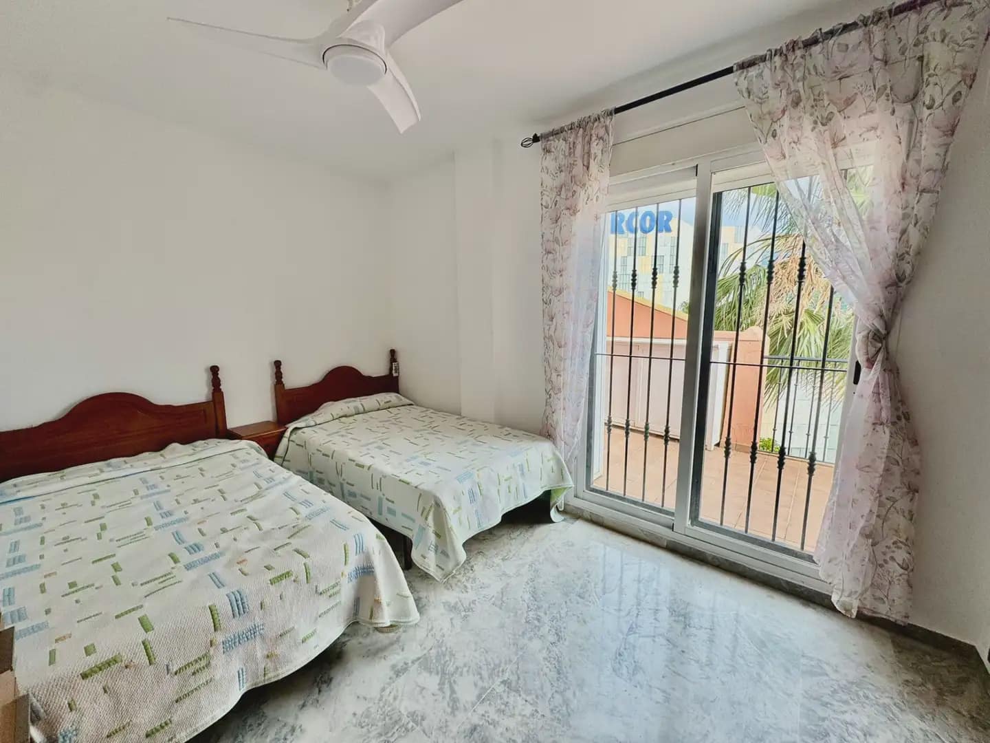 1 quarto Penthouse para venda em Mijas com garagem - 350 000 € (Ref: 10019260)