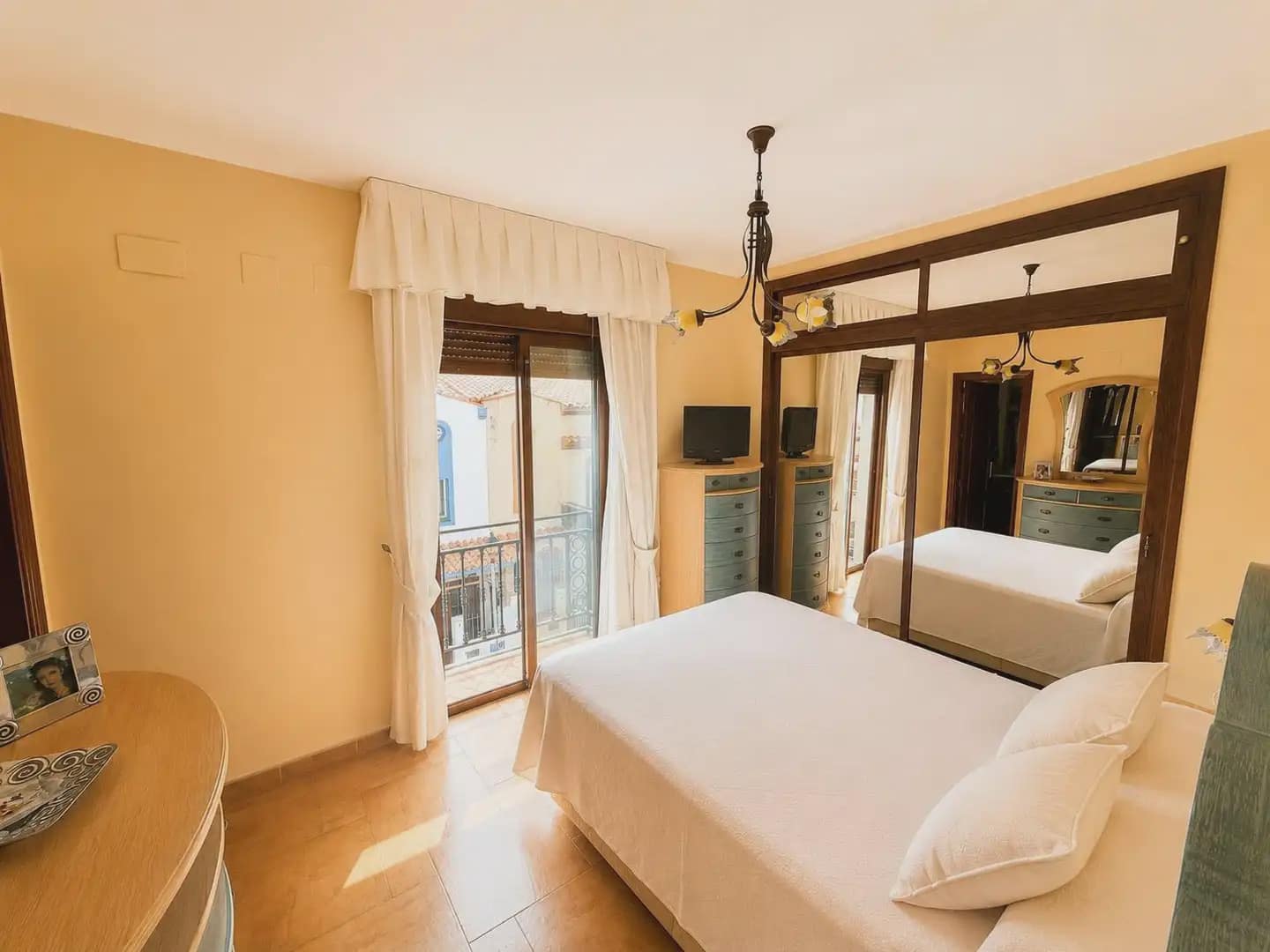 3 makuuhuone Rivitalo myytävänä paikassa Benalmadena mukana 
autotalli - 405 000 € (Ref: 10019261)