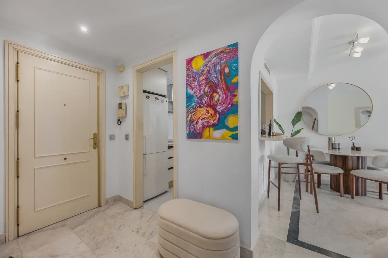 2 bedroom Apartment for sale in Marbella with pool - € 869,000 (Ref: 10019271)