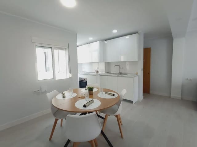 2 bedroom Flat for sale in Centro ciudad, Fuengirola - € 217,000 (Ref: 10020126)