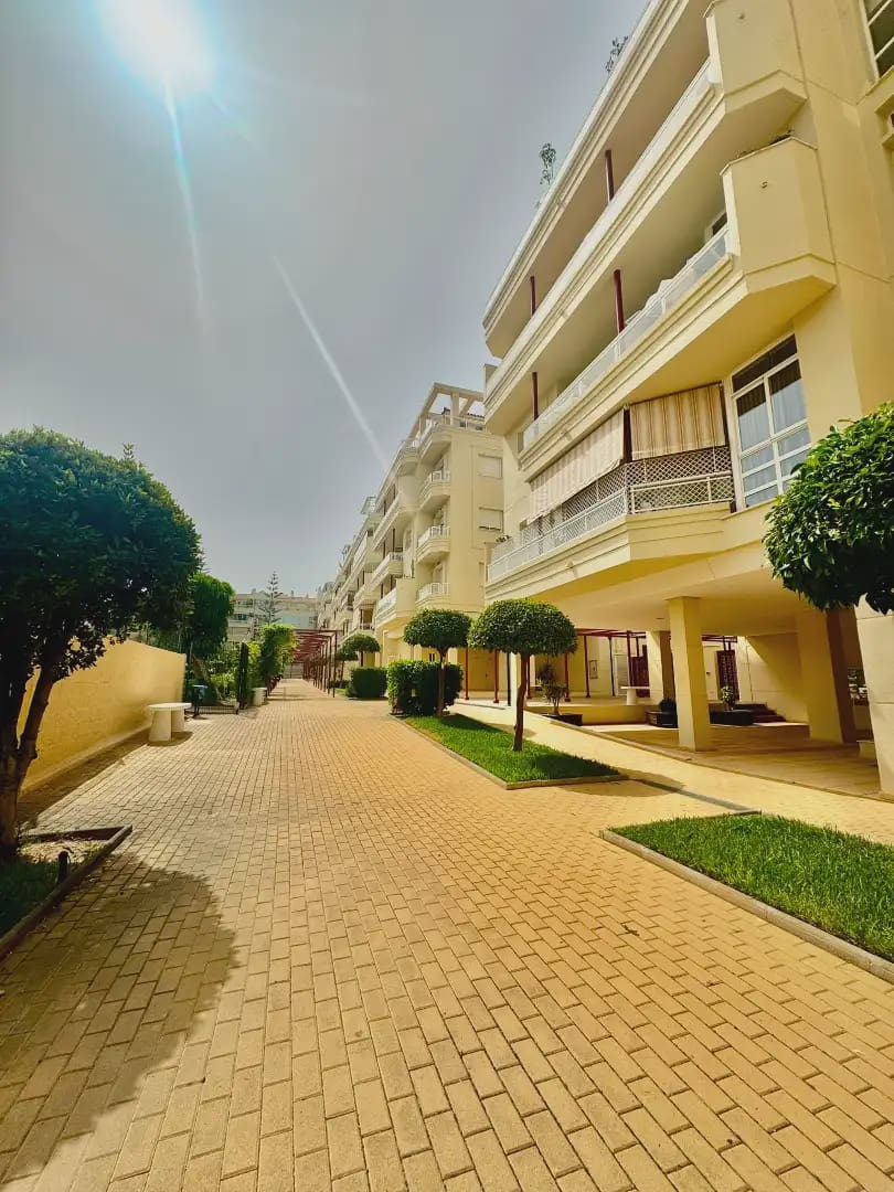 2 bedroom Flat for sale in Mijas with pool garage - € 285,000 (Ref: 10027603)
