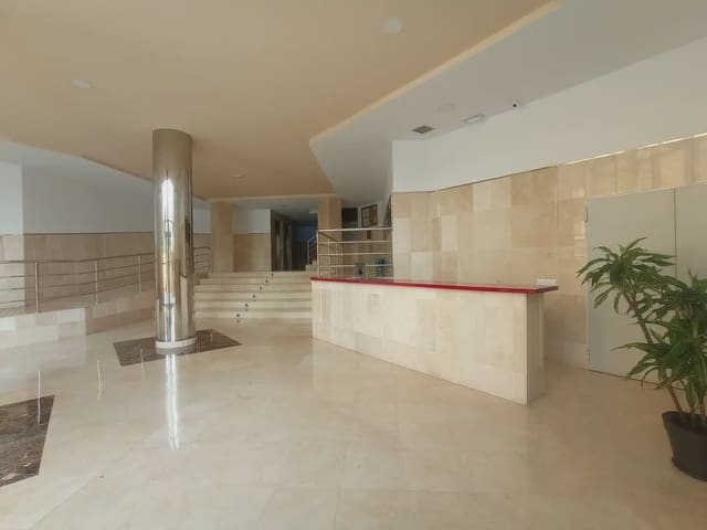 1 bedroom Flat for sale in Los Pacos, Fuengirola with pool garage - € 240,000 (Ref: 10046566)
