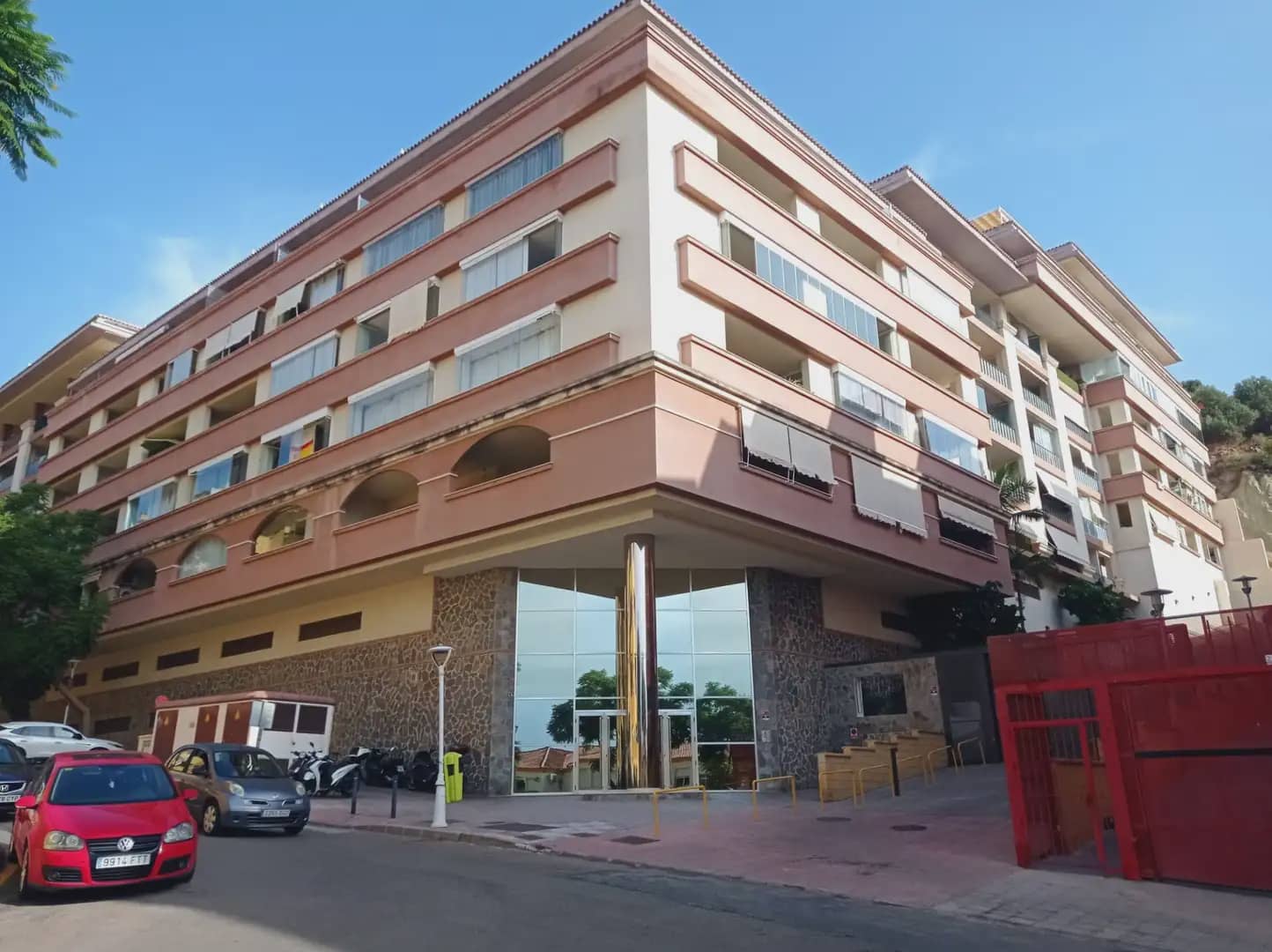 1 bedroom Flat for sale in Fuengirola with pool garage - € 240,000 (Ref: 10046566)