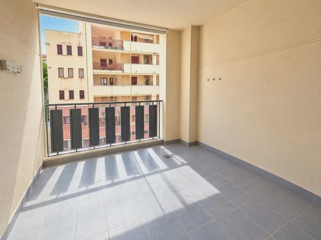 Piso de 1 habitación en Los Pacos, Fuengirola en venta con piscina garaje - 240.000 € (Ref: 10046566)