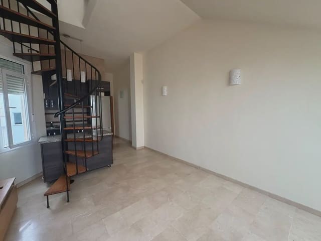 1 soveværelse Penthouse til salg i Centro ciudad, Fuengirola med garage - € 249.000 (Ref: 10050533)