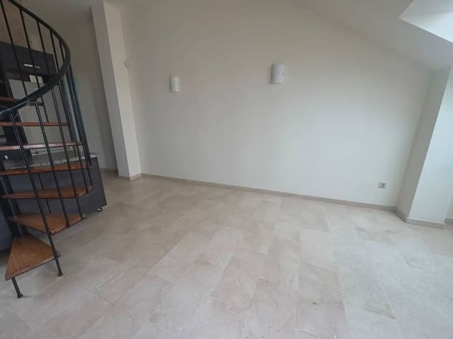 1 soveværelse Penthouse til salg i Centro ciudad, Fuengirola med garage - € 249.000 (Ref: 10050533)