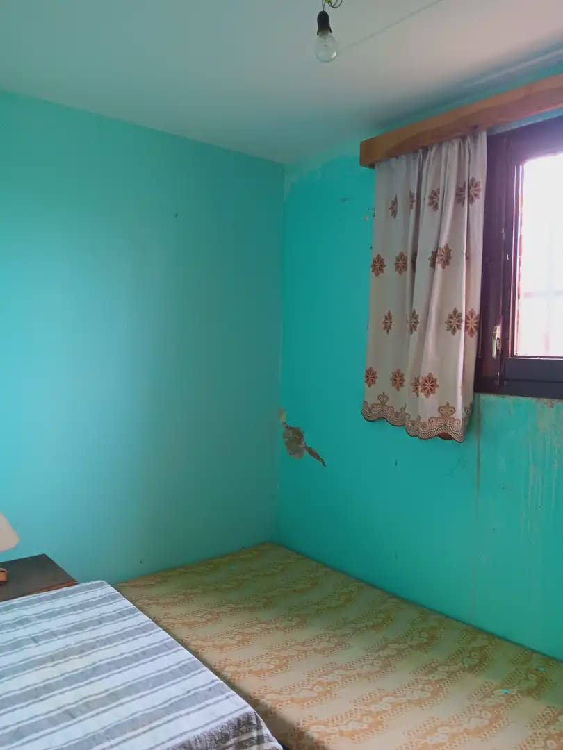 3 slaapkamer Finca/Landhuis te koop in Tortosa met garage - € 94.000 (Ref: 10024492)