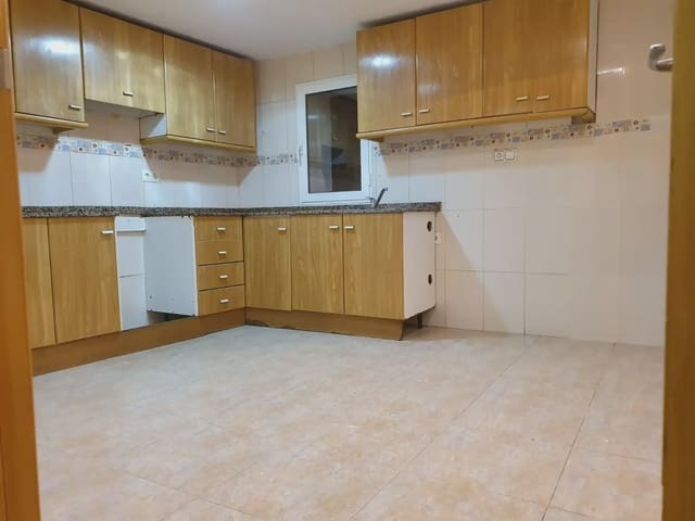 5 quarto Casa em Banda para venda em Aldover com garagem - 155 000 € (Ref: 10024507)