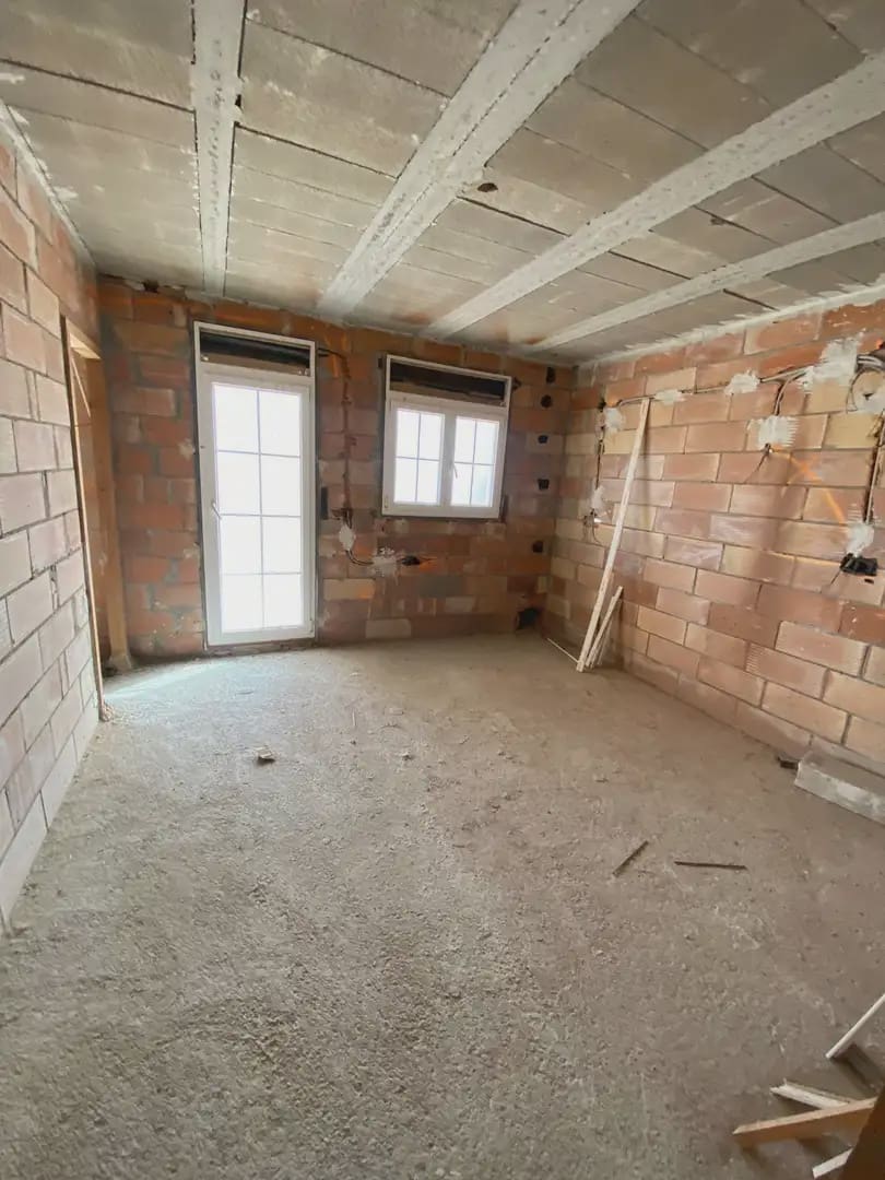 4 Zimmer Wohnung zu verkaufen in Tortosa mit Garage - 105.000 € (Ref: 10024511)