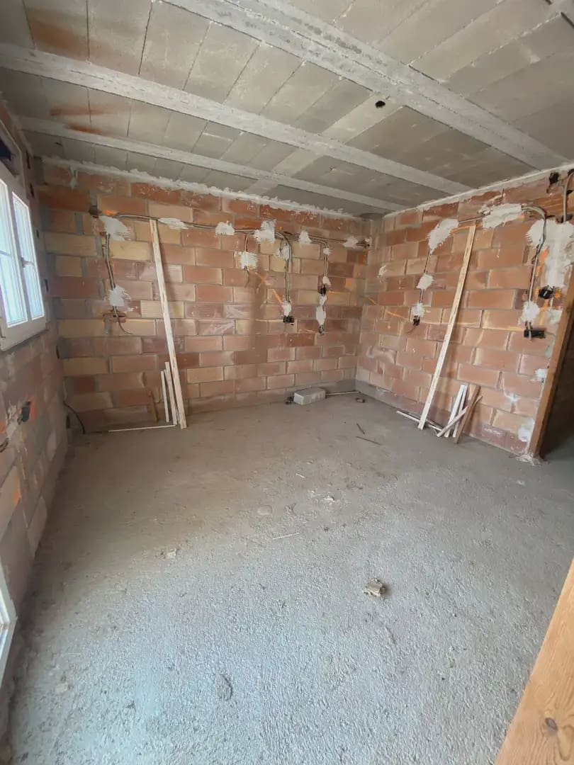 4 Zimmer Wohnung zu verkaufen in Tortosa mit Garage - 105.000 € (Ref: 10024511)