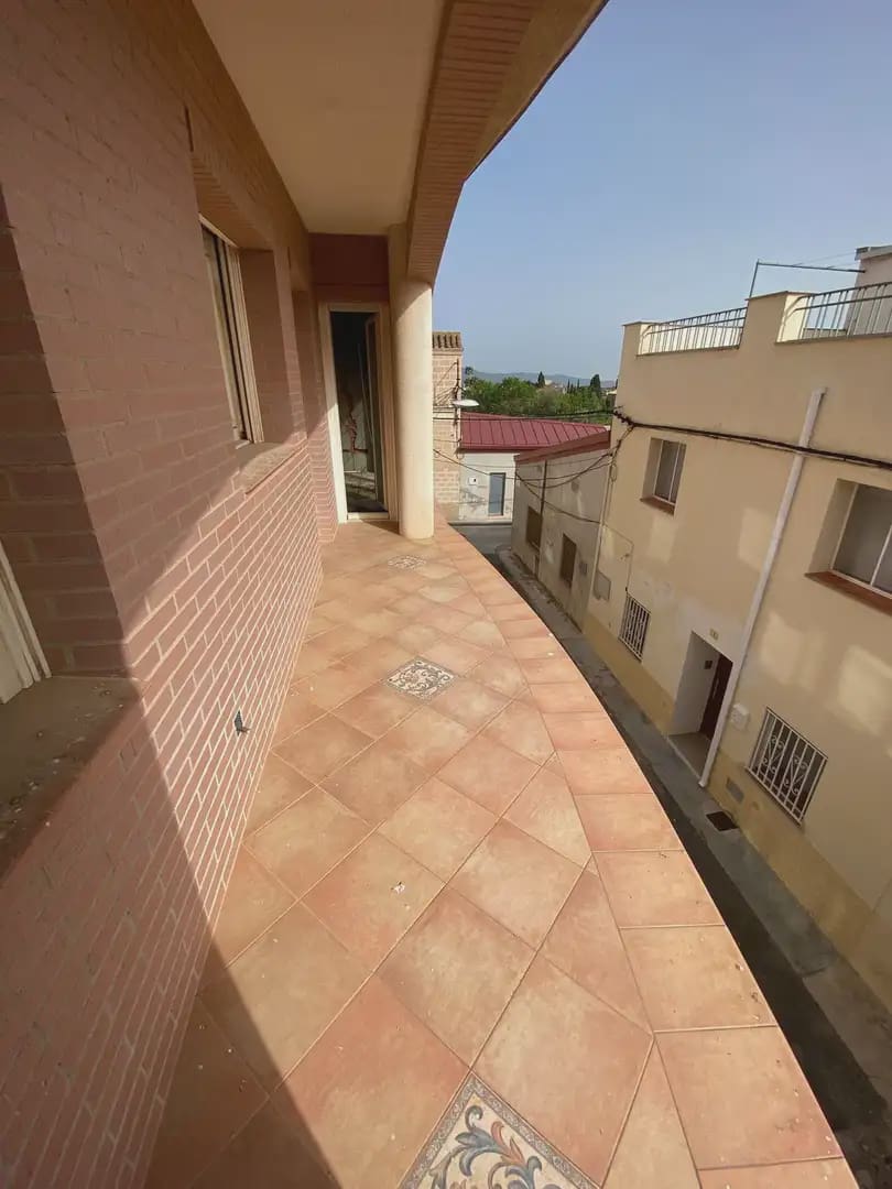 4 Zimmer Wohnung zu verkaufen in Tortosa mit Garage - 105.000 € (Ref: 10024511)